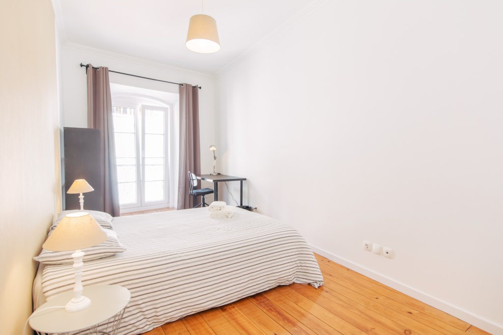 Rent Room Lisbon – Martim Moniz 2# – Room 1