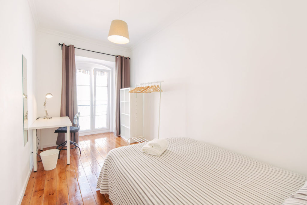 Rent Room Lisbon – Martim Moniz 2# – Room 2