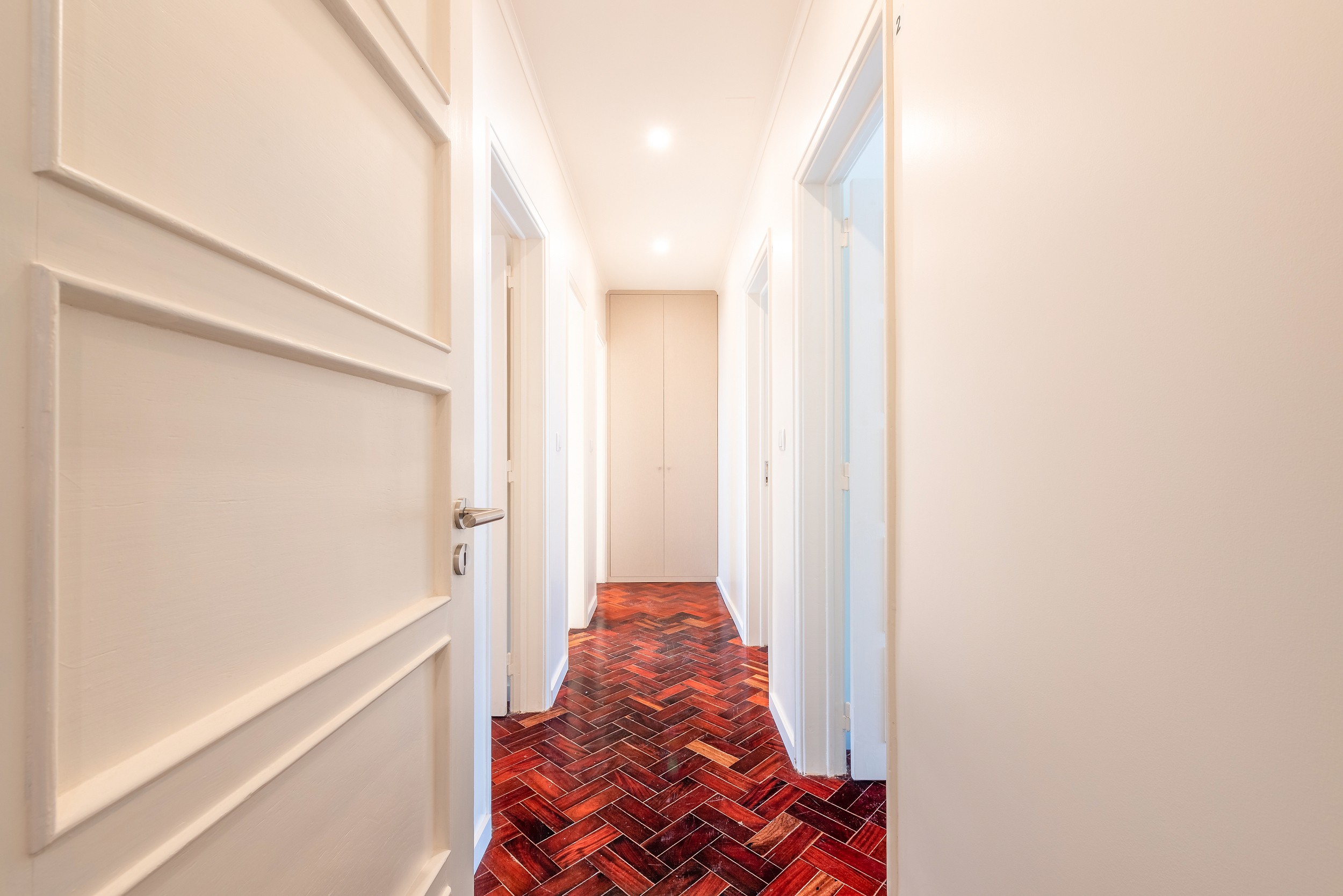 Rent Room Lisbon – Picoas 5# – Hallway