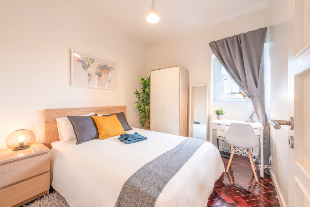 Rent Room Lisbon – Picoas 5# – Room 3