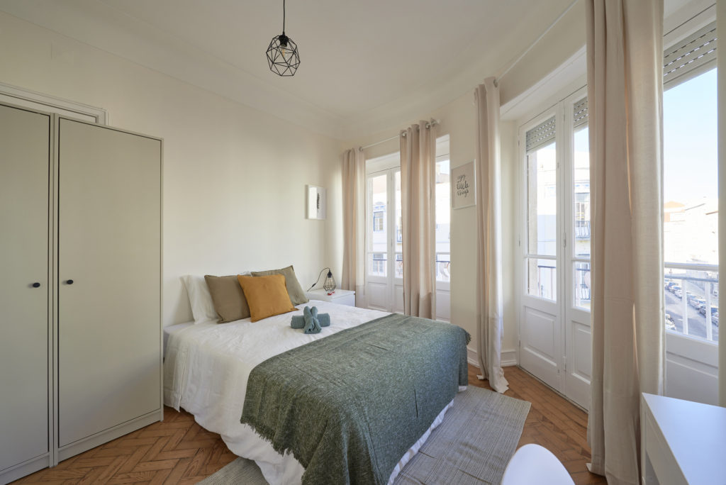 Rent Room Lisbon – Arroios 7# – Room 2
