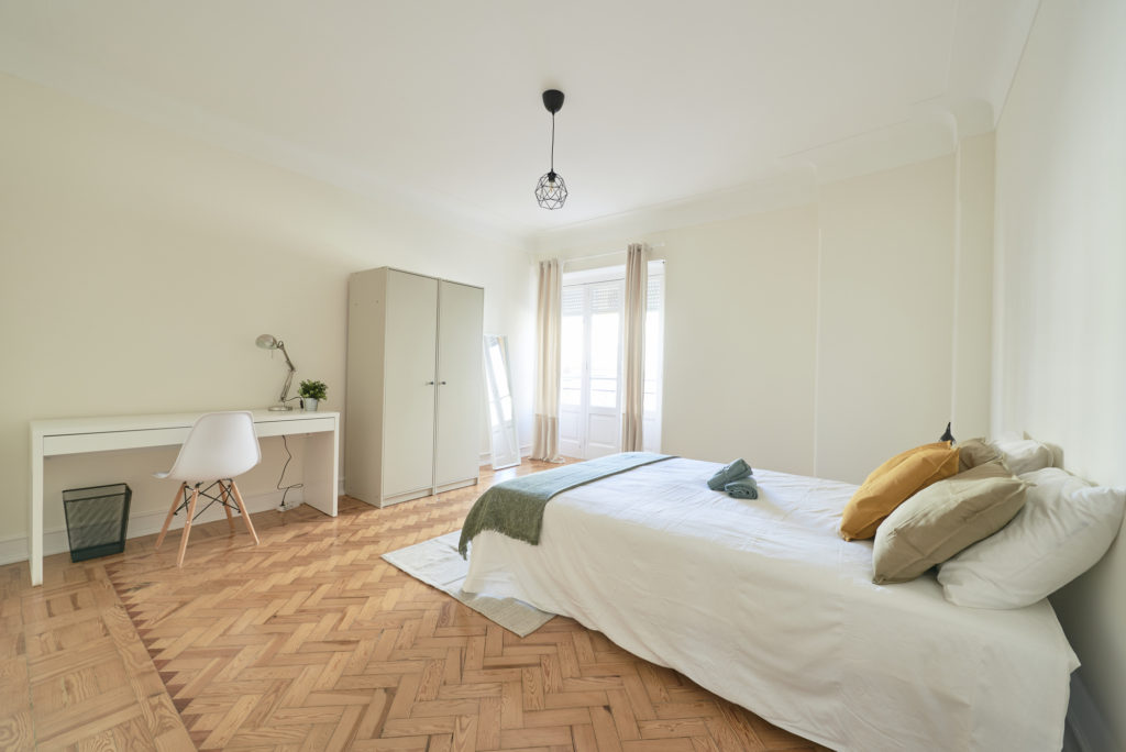 Rent Room Lisbon – Arroios 7# – Room 5