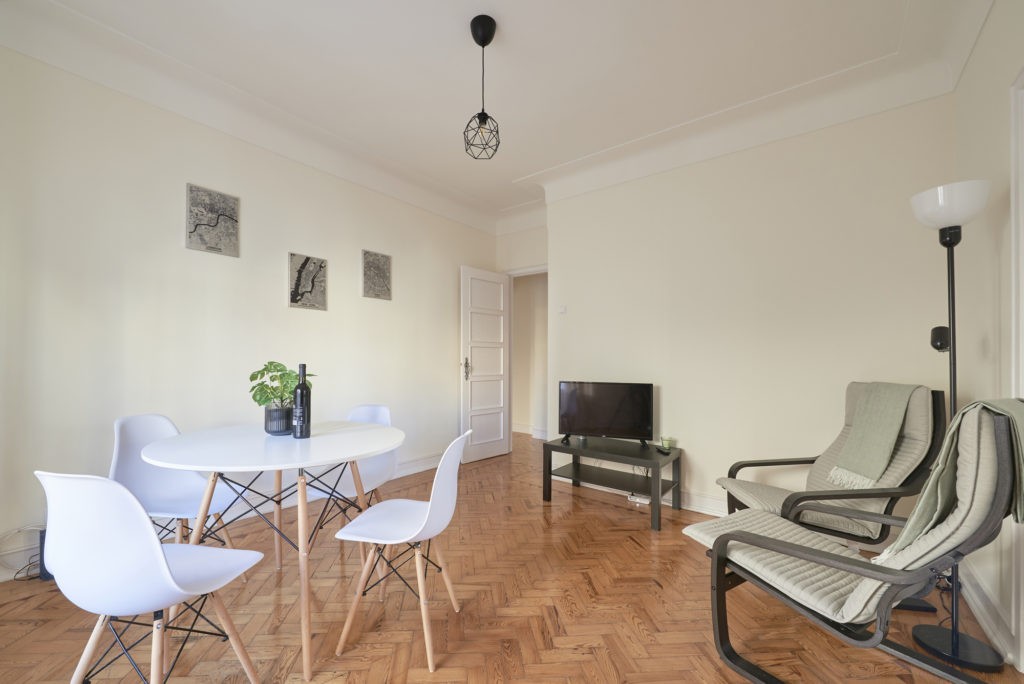 Rent Room Lisbon – Arroios 7# – Living Room