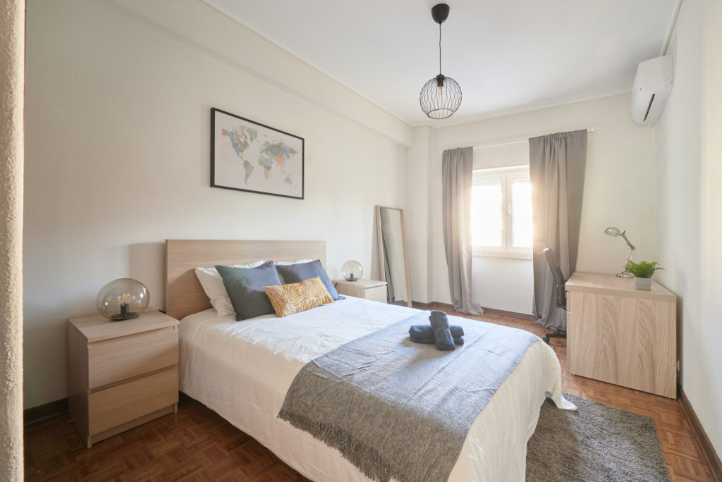 Rent Room Lisbon – Campo Pequeno 4# – Room 4