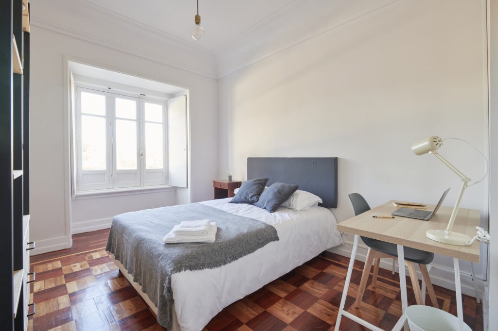 Rent Room Lisbon – Marquês de Pombal 7# – Room 1
