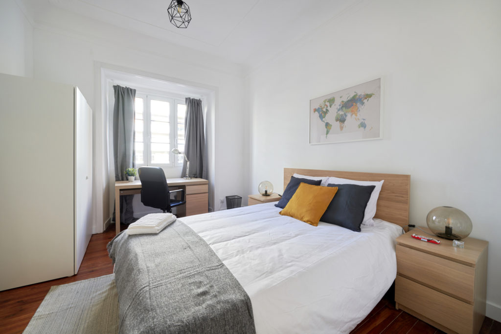 Rent Room Lisbon – Campo Pequeno 10# – Room 1