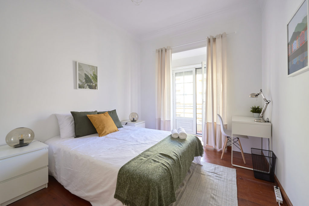 Rent Room Lisbon – Areeiro 11# – Room 3