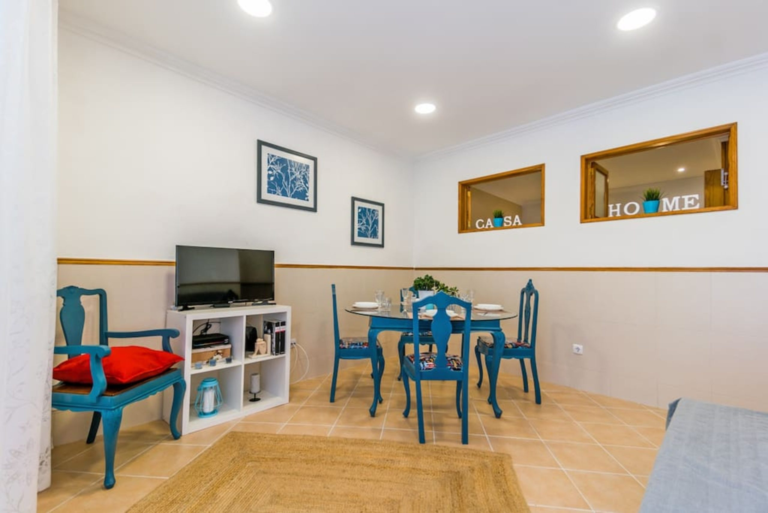 Rent Room Lisbon – Avenida 14# – Living Room