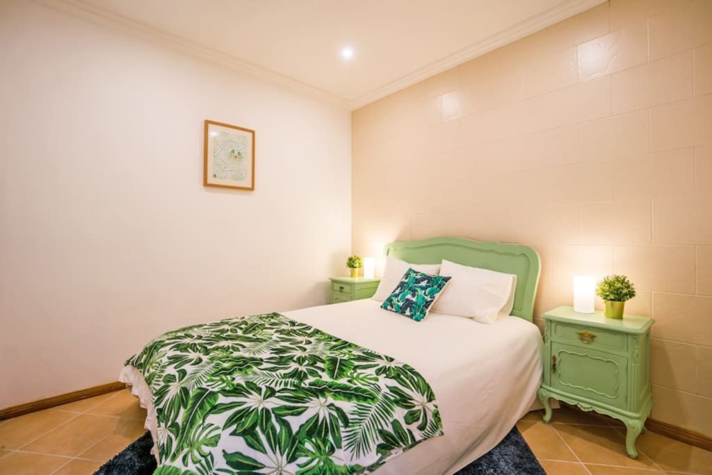 Rent Room Lisbon – Avenida 14# – Bedroom 2