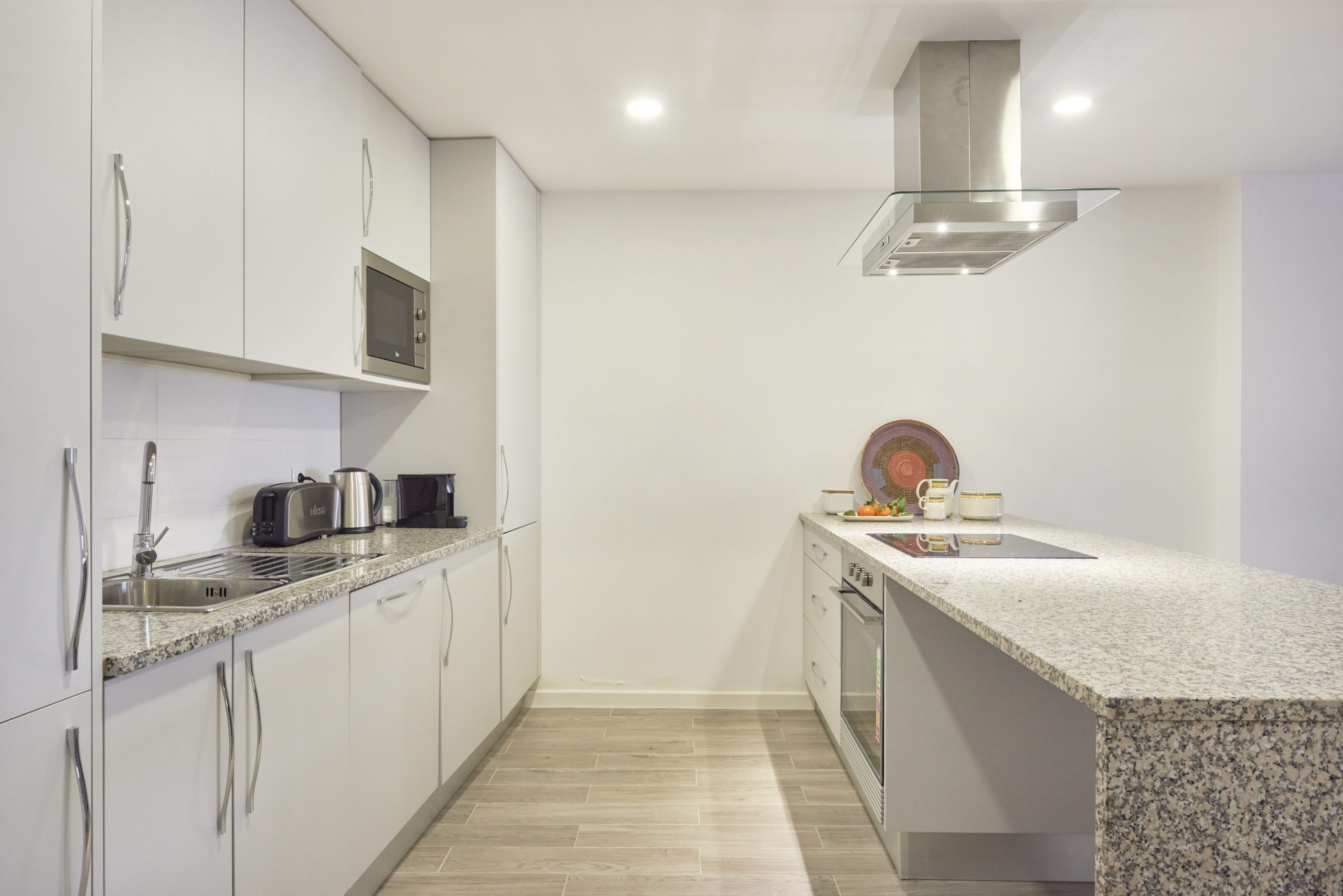 Rent Room Lisbon – Príncipe Real 18# – Kitchen