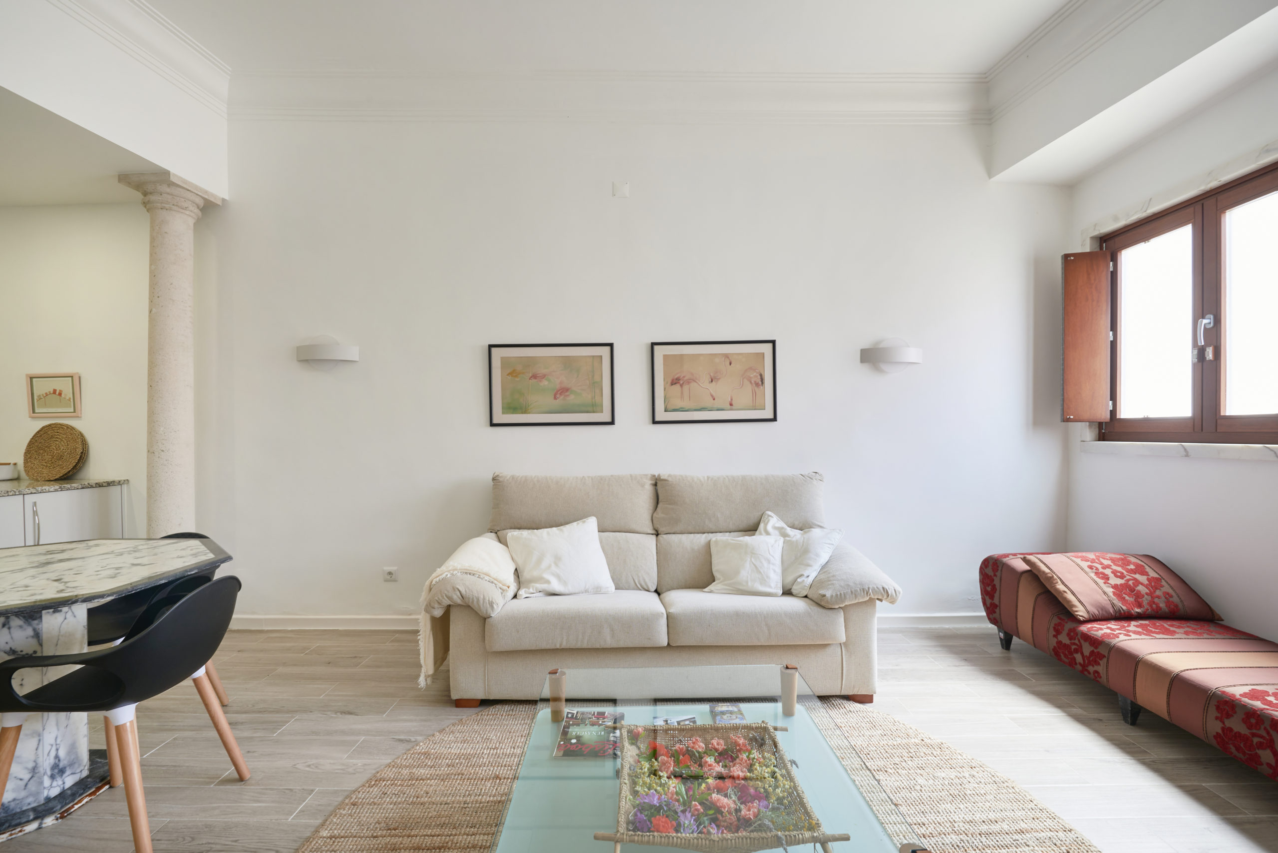 Rent Room Lisbon – Príncipe Real 19# – Living Room