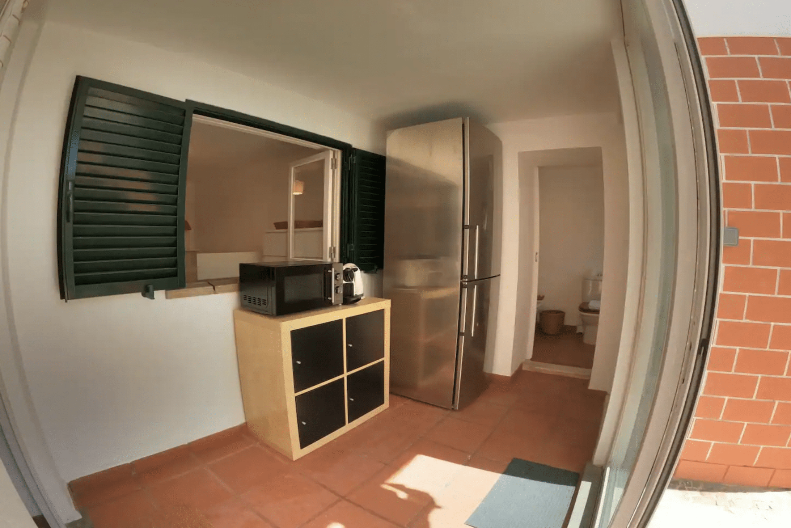 Rent Room Lisbon – Oeiras 25# – Kitchen