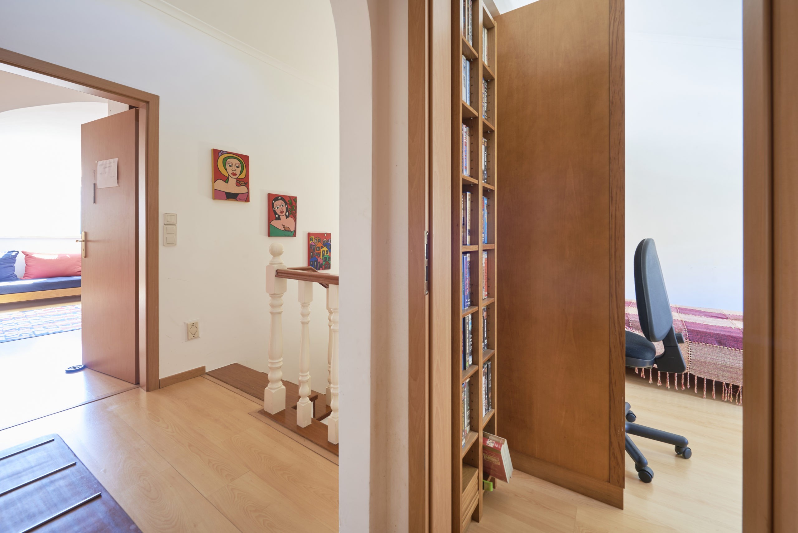 Rent Room Lisbon – Oeiras 21# – Hallway