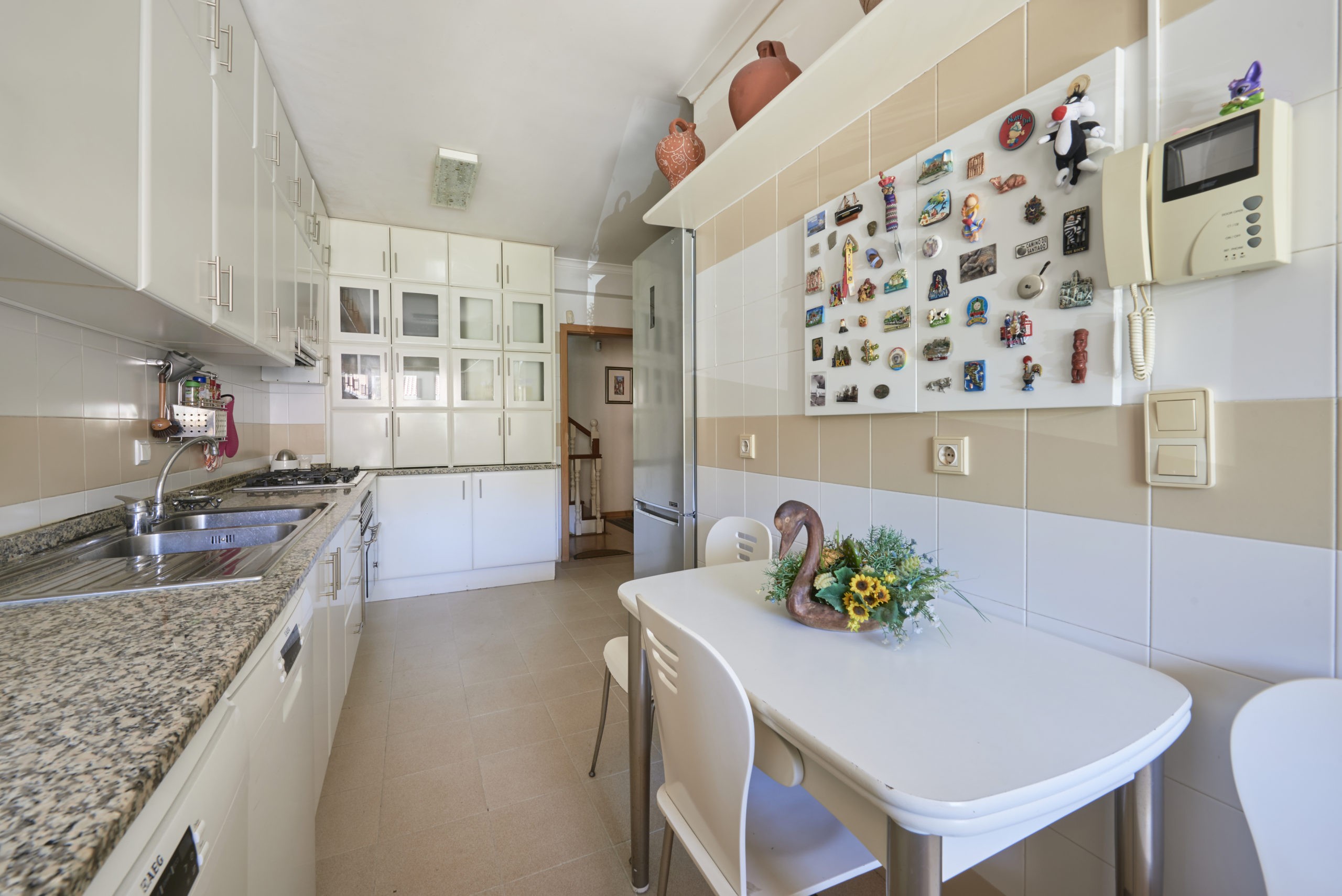 Rent Room Lisbon – Oeiras 21# – Kitchen