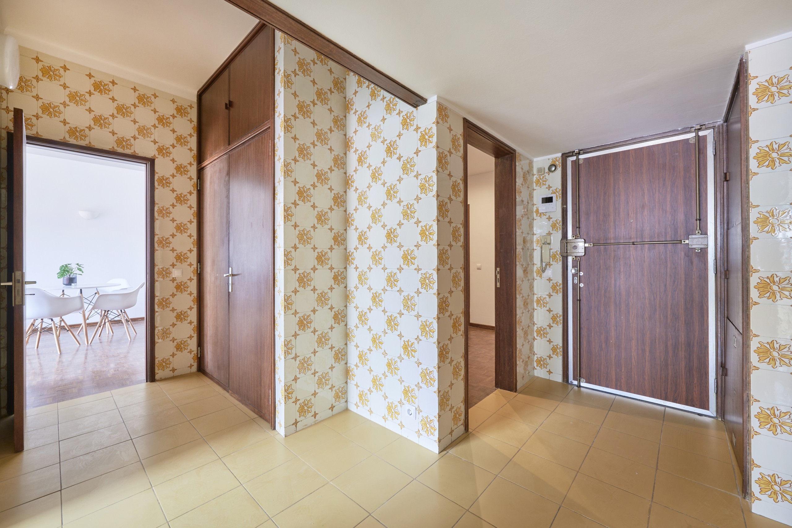 Rent Room Lisbon – Saldanha 28# – Hallway