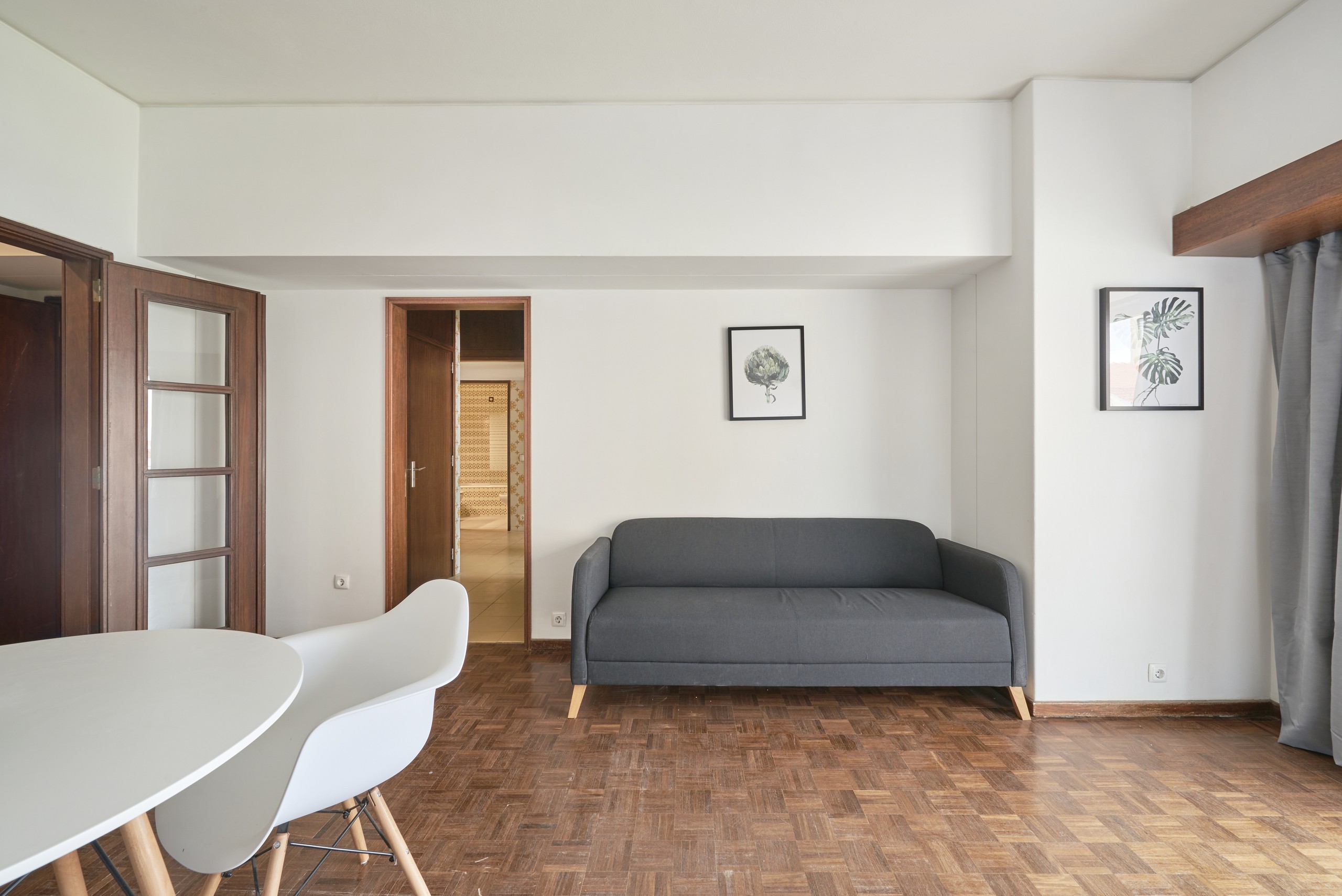 Rent Room Lisbon – Saldanha 28# – Living Room