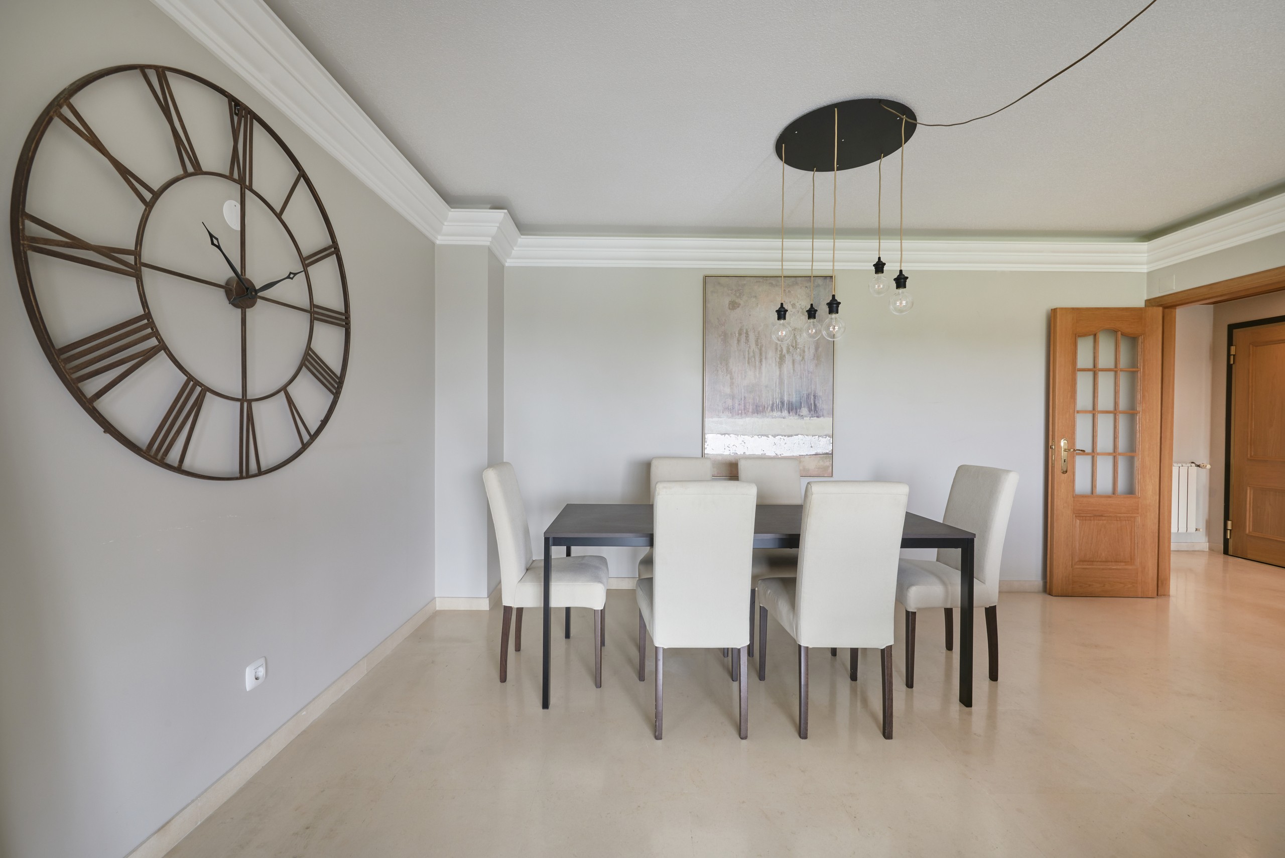 Rent Room Lisbon – Carcavelos 1# – Dining Room