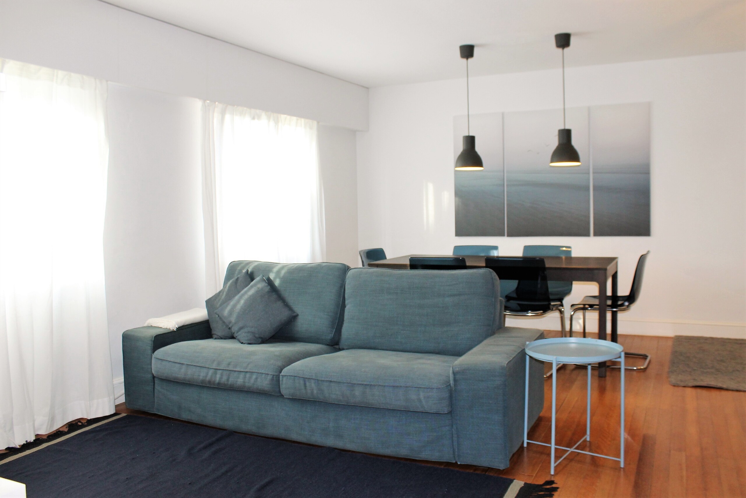 Rent Room Lisbon – Carcavelos 26# – Living Room