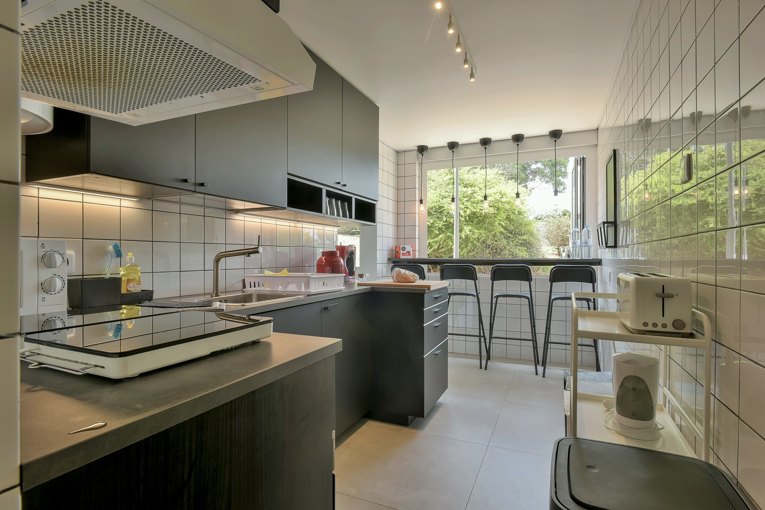 Rent Room Lisbon – Carcavelos 26# – Kitchen