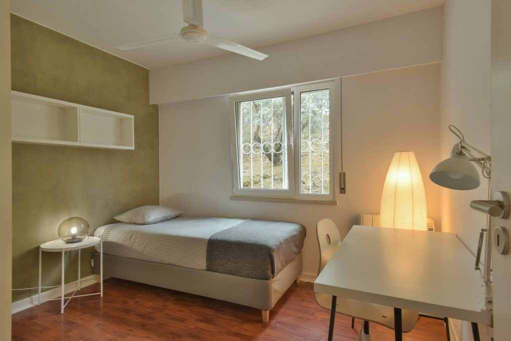Rent Room Lisbon – Carcavelos 26# – Room 2