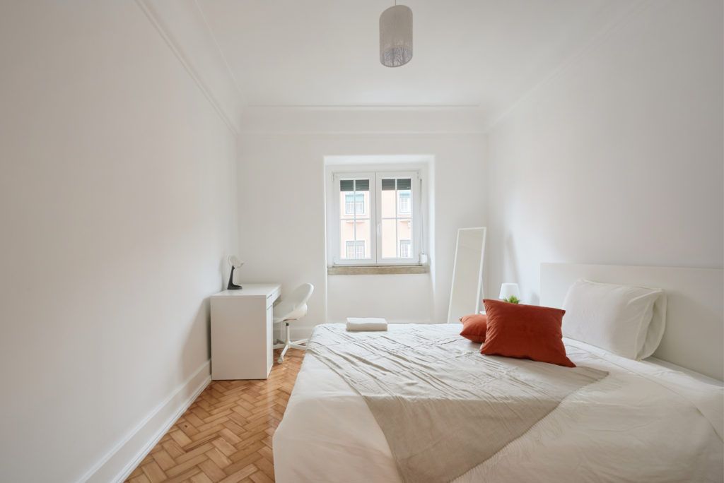 Rent Room Lisbon – Rato 32# – Bedroom 5