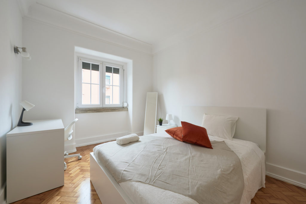 Rent Room Lisbon – Rato 32# – Bedroom 4