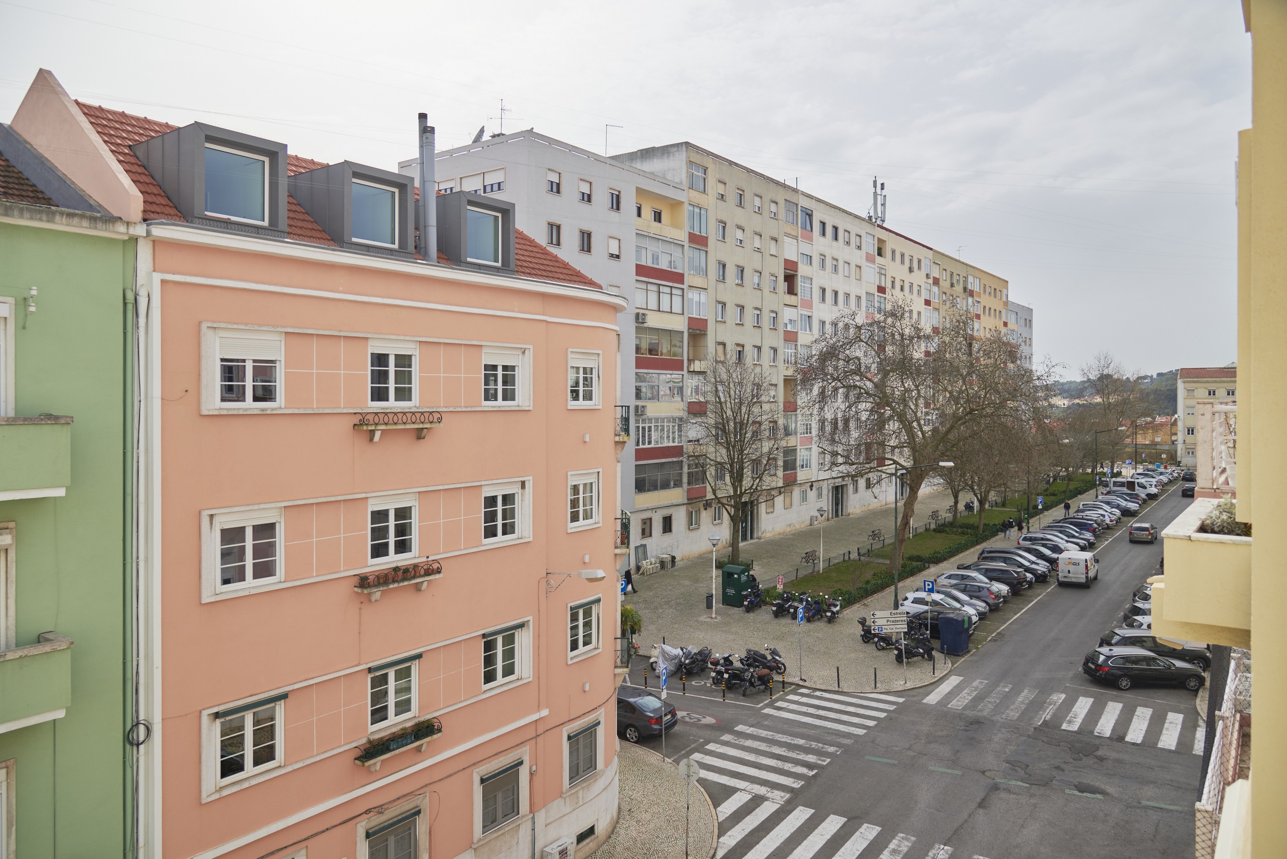 Rent Room Lisbon – Campo de Ourique 33# – View