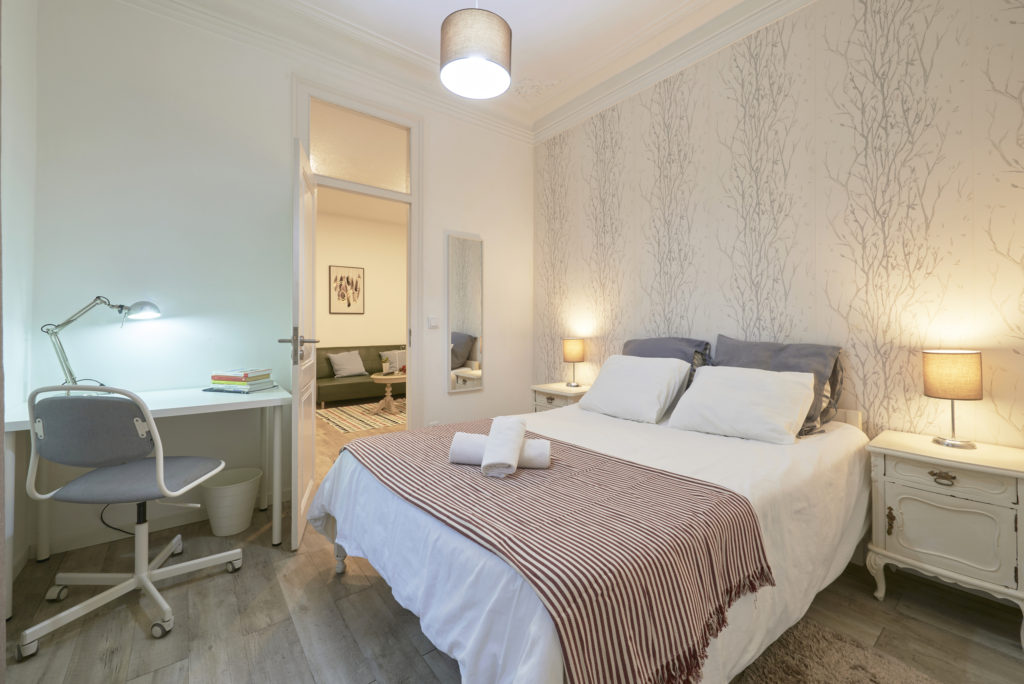 Rent Room Lisbon – Avenida 1# – Room 3
