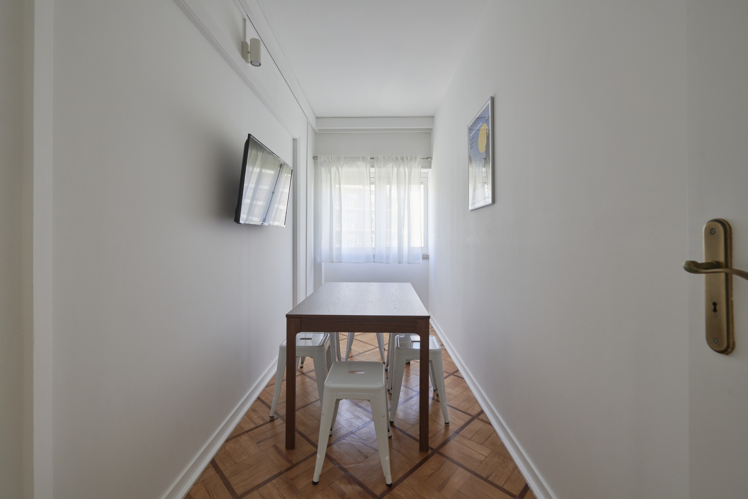 Rent Room Lisbon – Saldanha 9# – Living Room