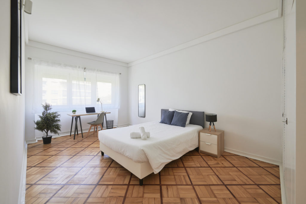 Rent Room Lisbon – Saldanha 9# – Room 5