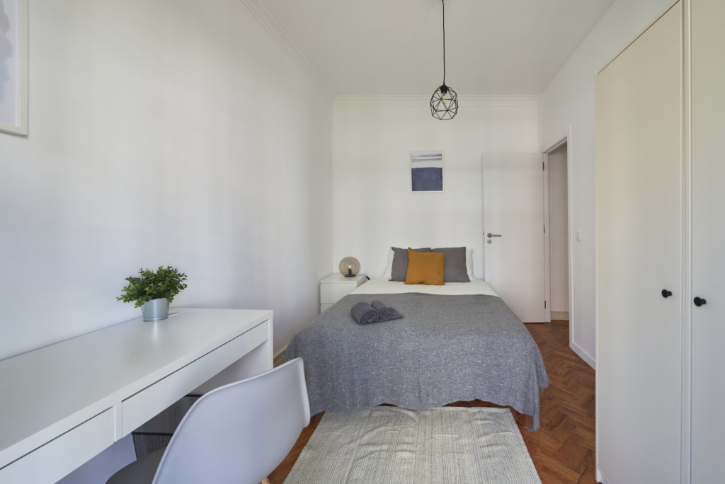 Rent Room Lisbon – Saldanha 16# – Room 1