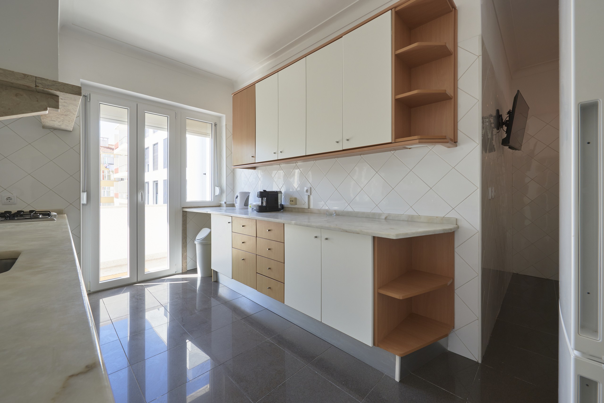 Rent Room Lisbon – Saldanha 16# – Kitchen