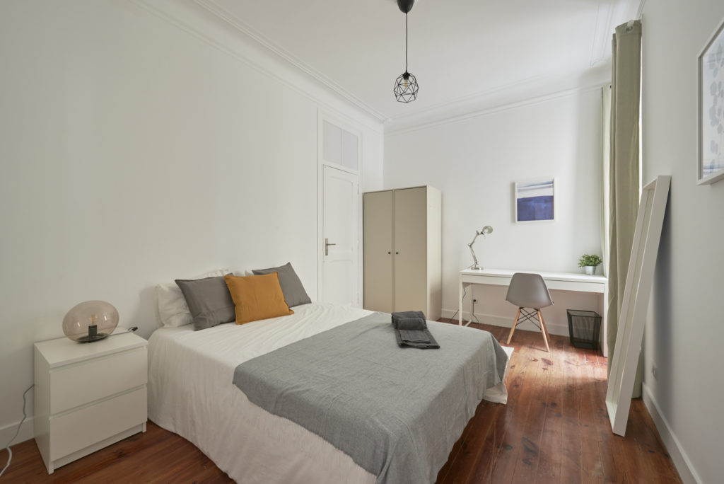 Rent Room Lisbon – Picoas 34# – Room 5