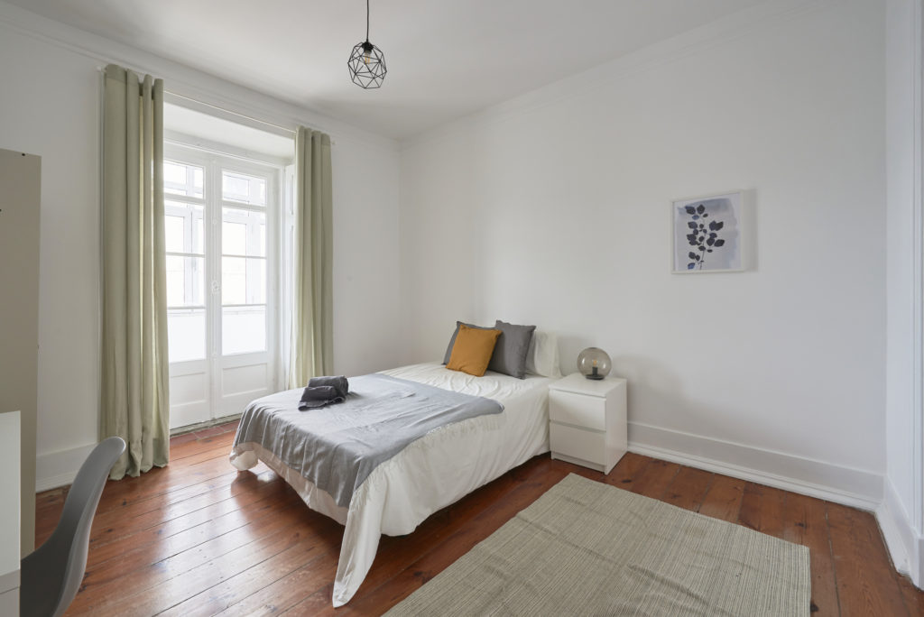 Rent Room Lisbon – Picoas 34# – Room 6