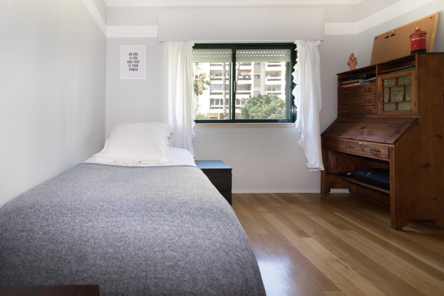 Rent Room Lisbon – Oeiras 36# - Bedroom