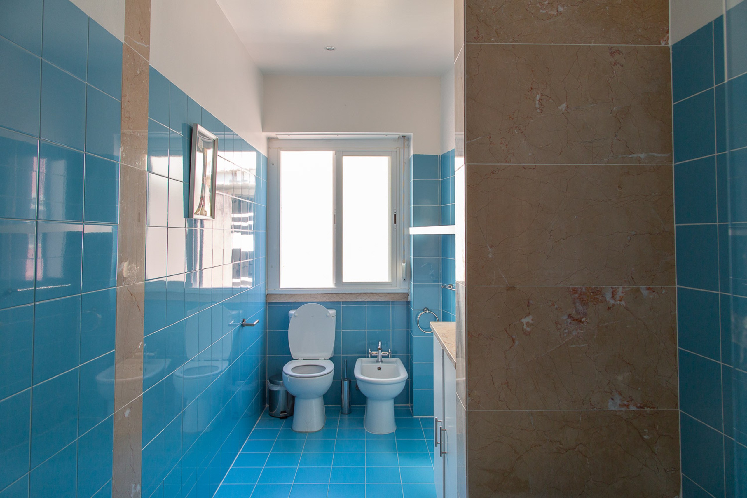 Rent Room Lisbon – Saldanha 4# - Bathroom 2