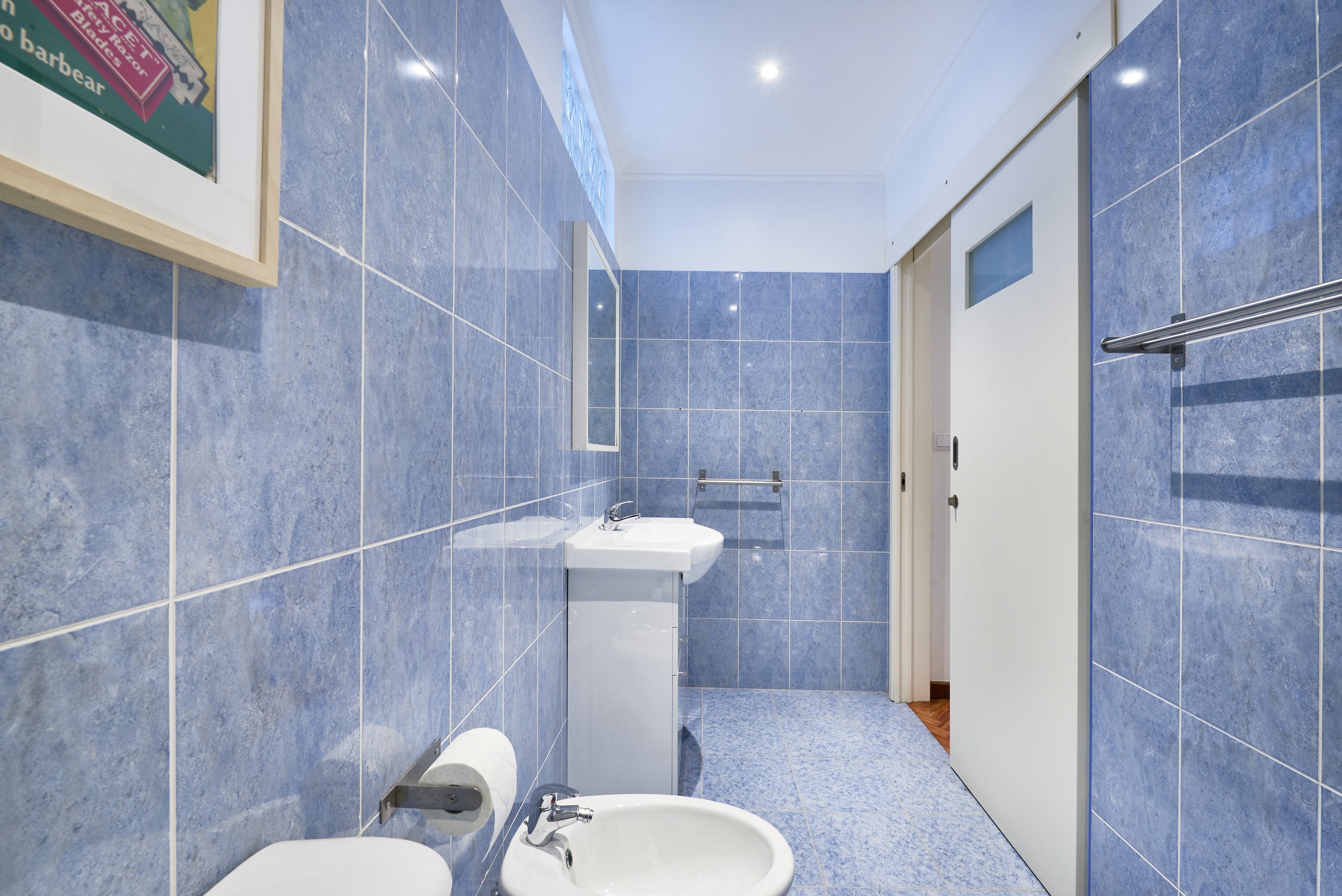 Rent Room Lisbon – Saldanha 5# - Bathroom 1