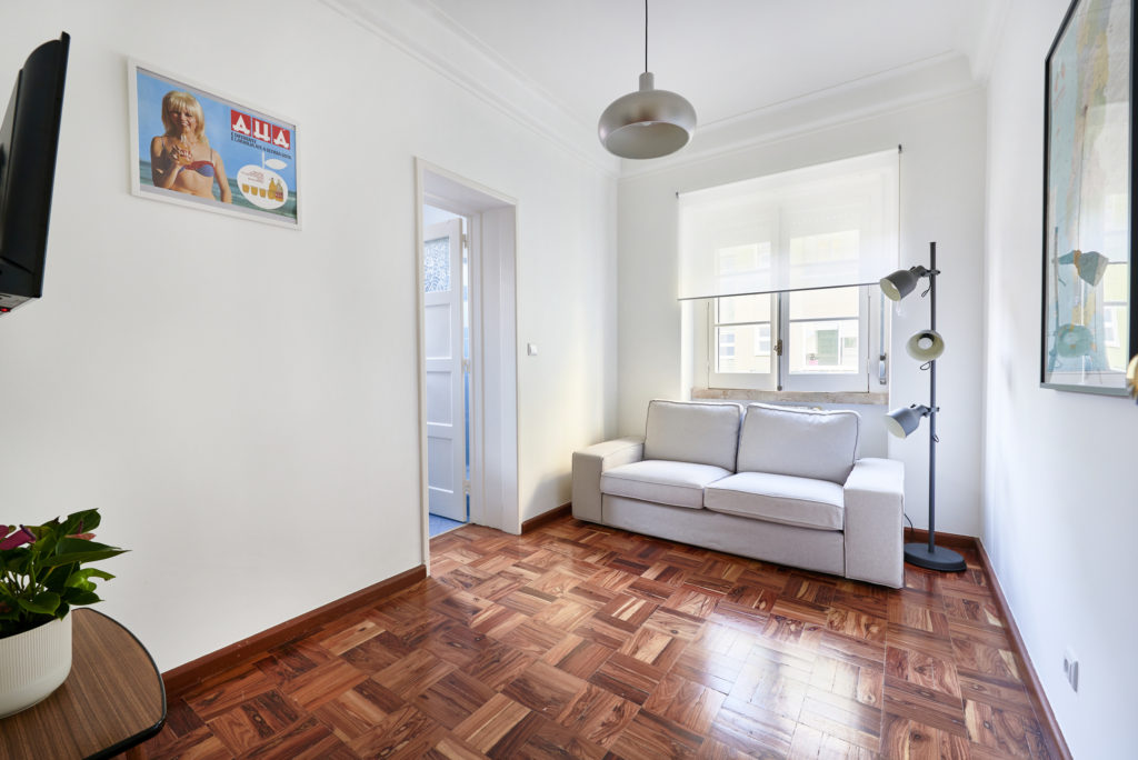 Rent Room Lisbon – Saldanha 5# - Living Room