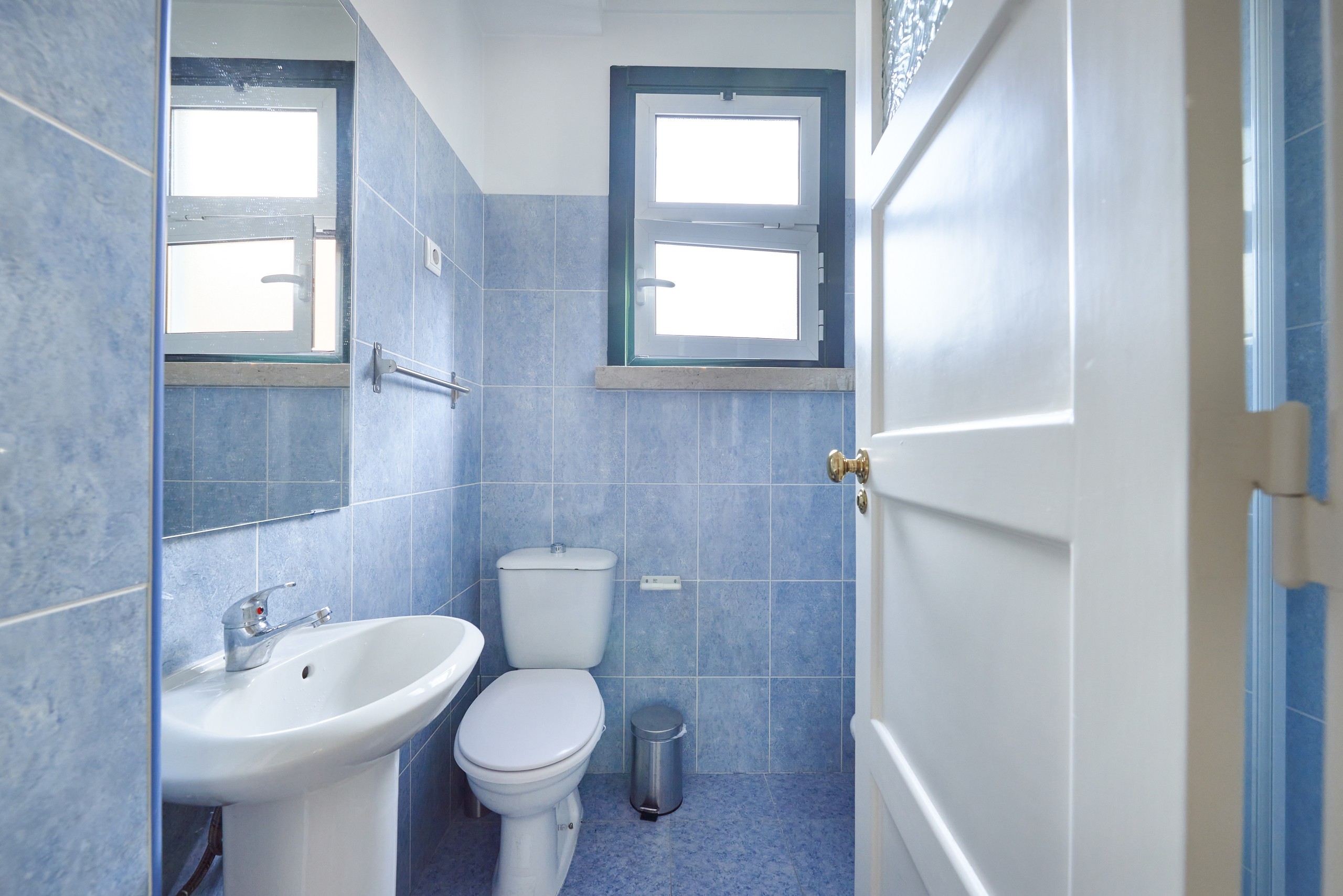 Rent Room Lisbon – Saldanha 5# - Bathroom 2