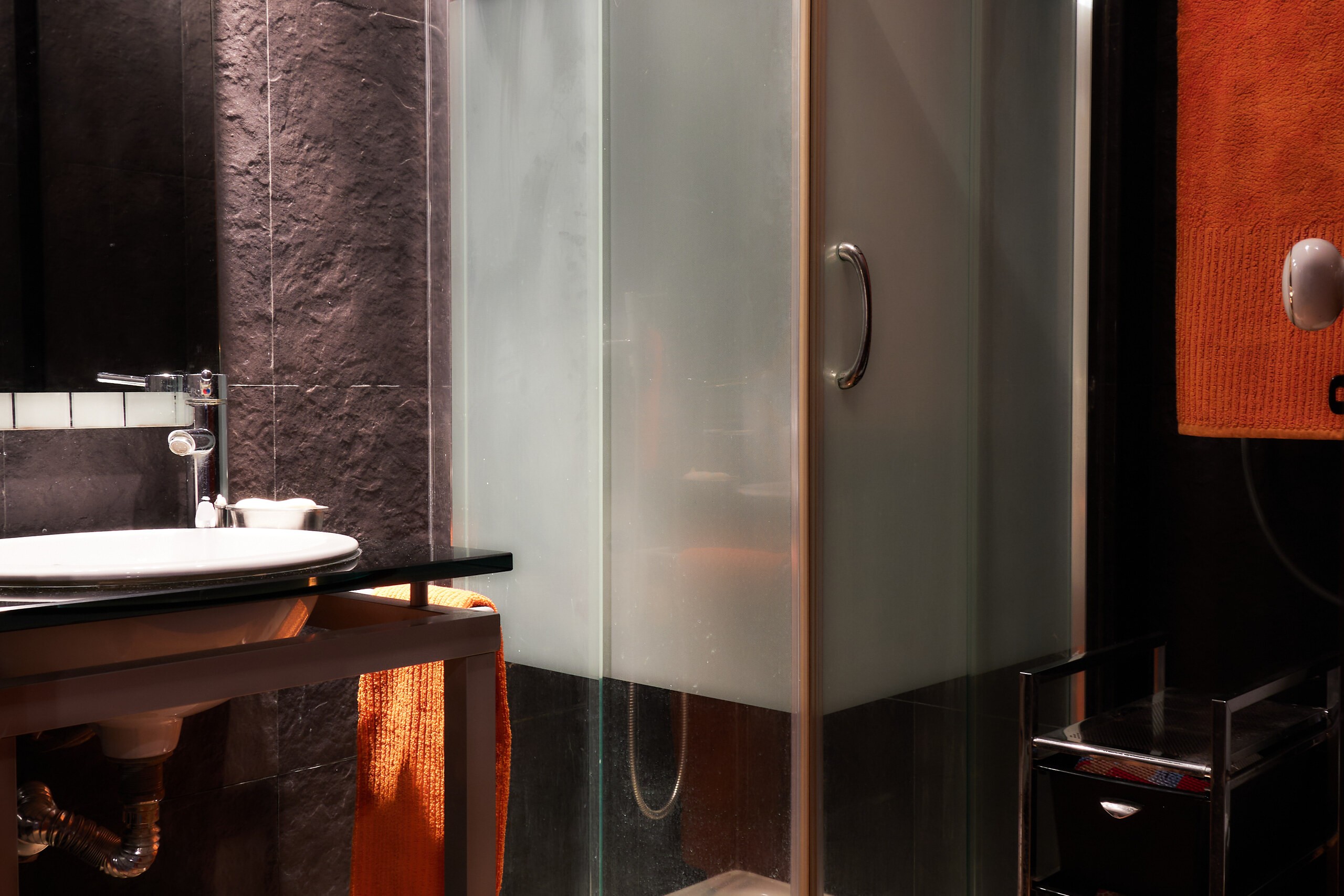 Rent Room Lisbon – Miraflores 40# - Bathroom