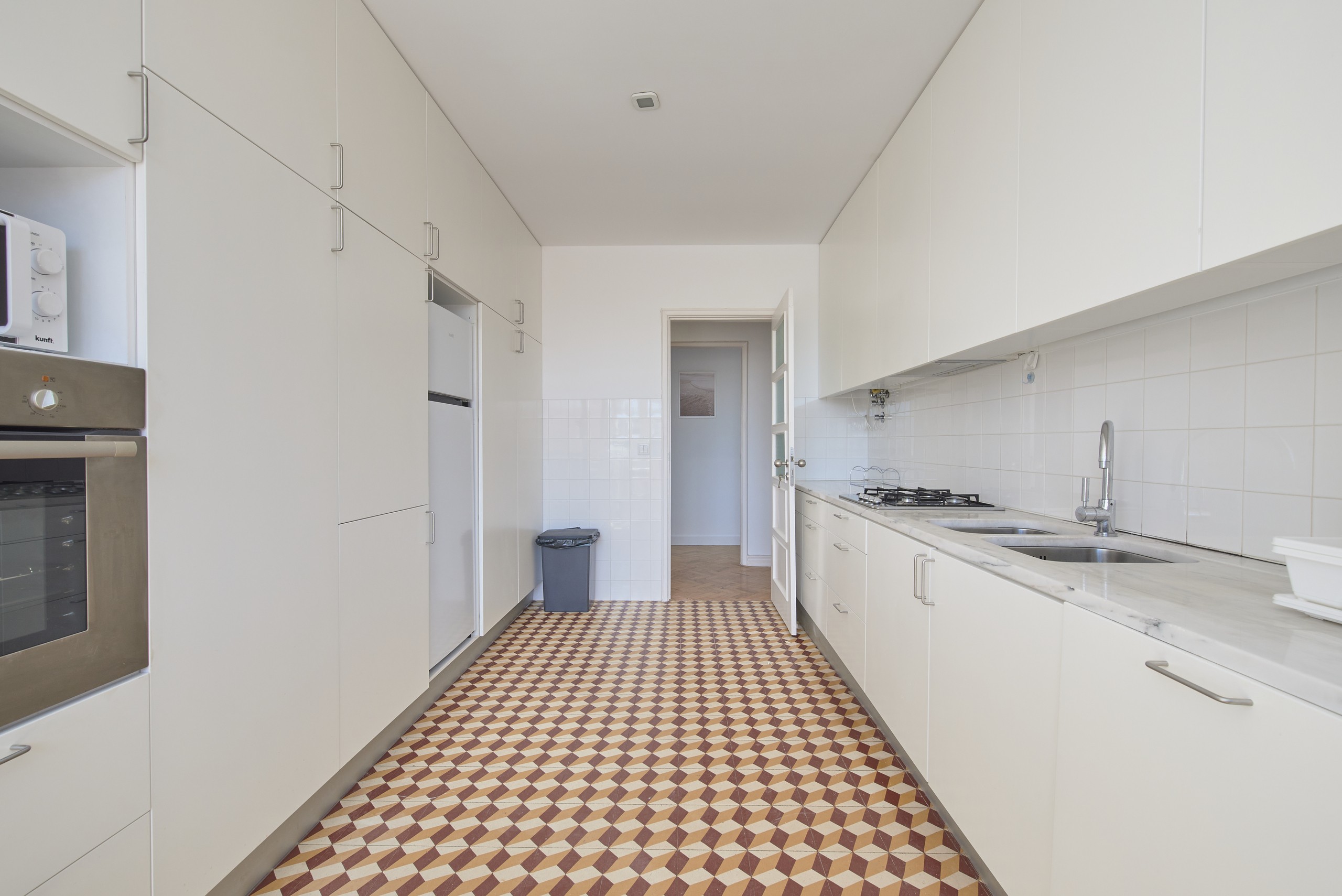 Rent Room Lisbon – Alvalade 38# - Kitchen