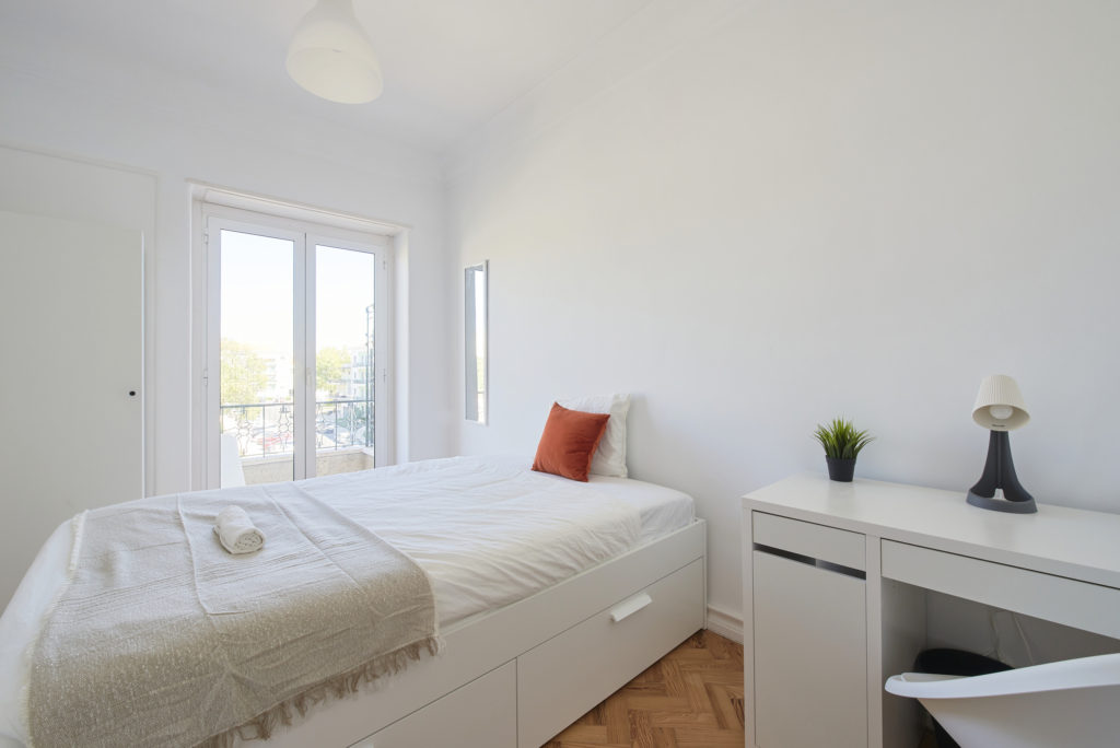 Rent Room Lisbon – Alvalade 38# - Room 1