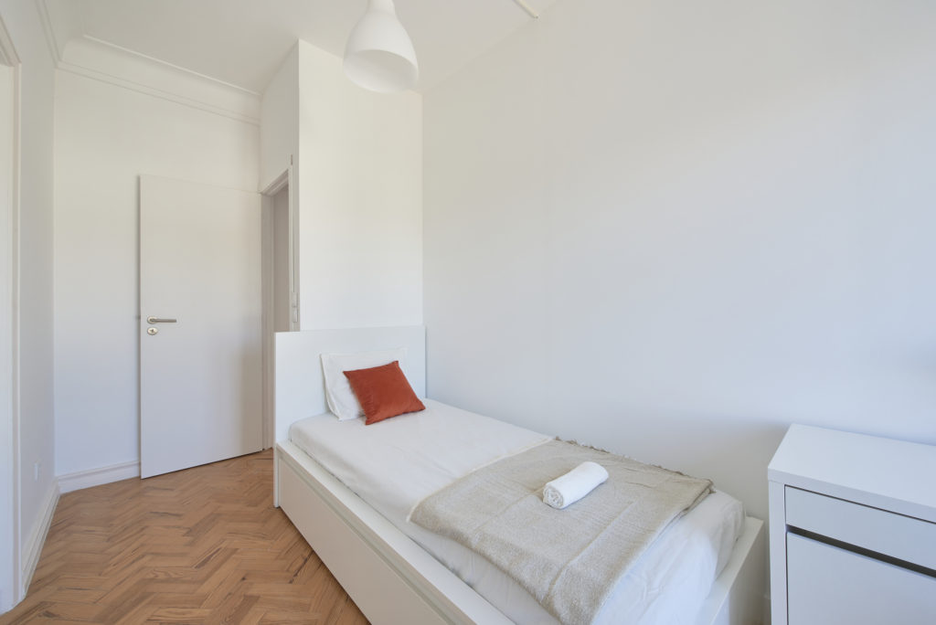 Rent Room Lisbon – Alvalade 38# - Room 3