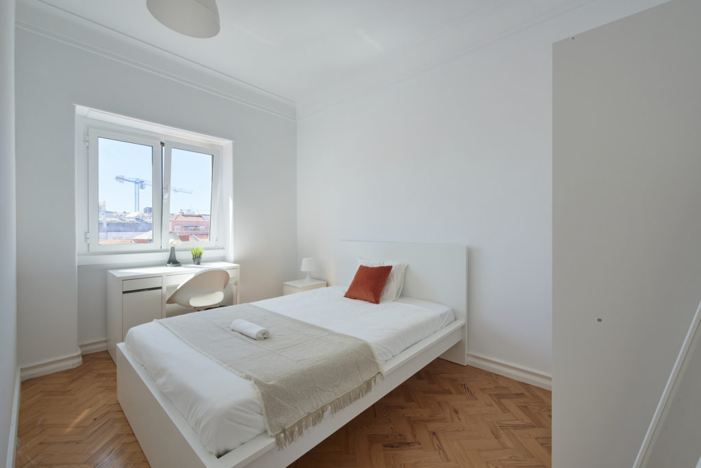 Rent Room Lisbon – Alvalade 38# - Room 9
