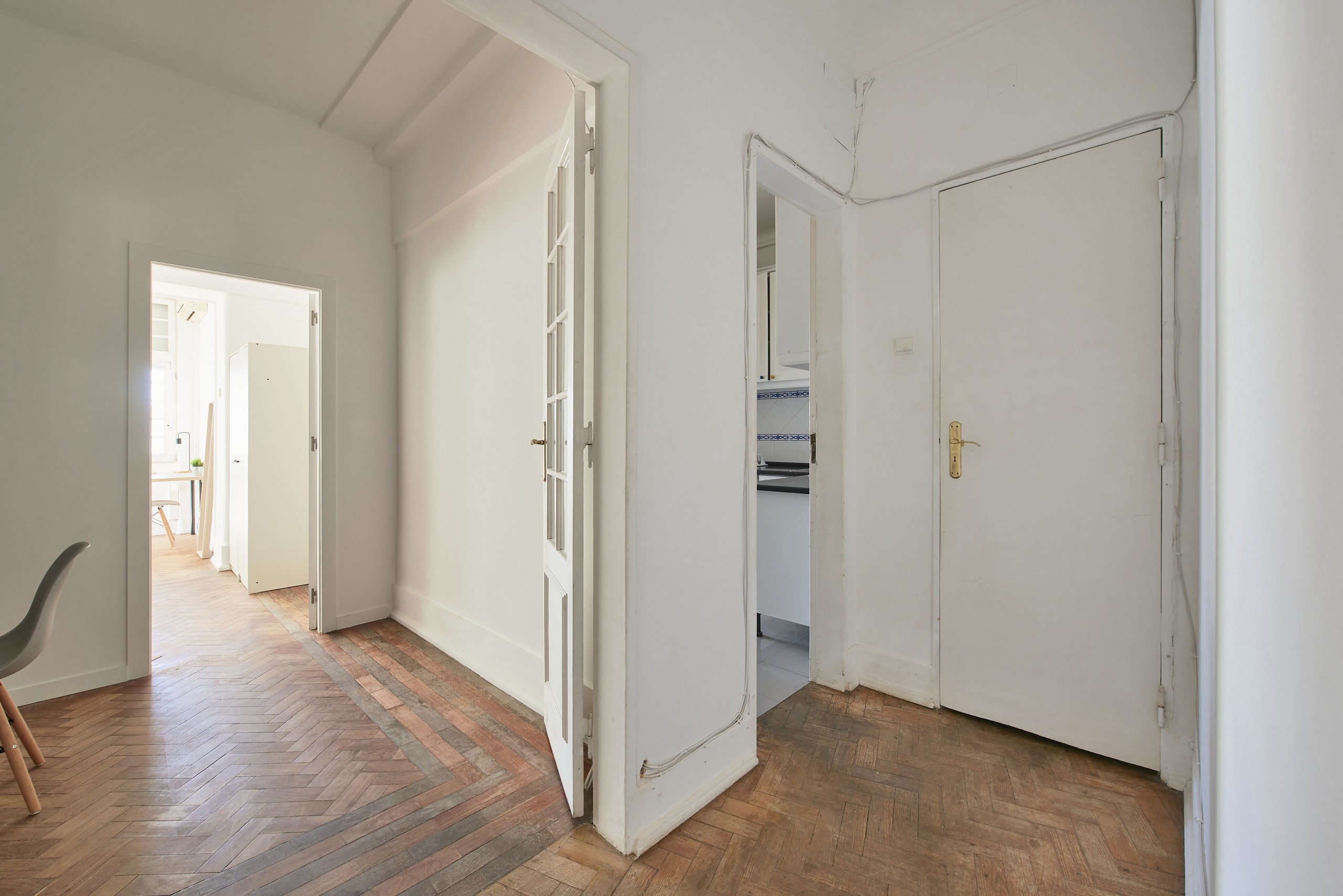 Rent Room Lisbon – Anjos 42# - Hallway