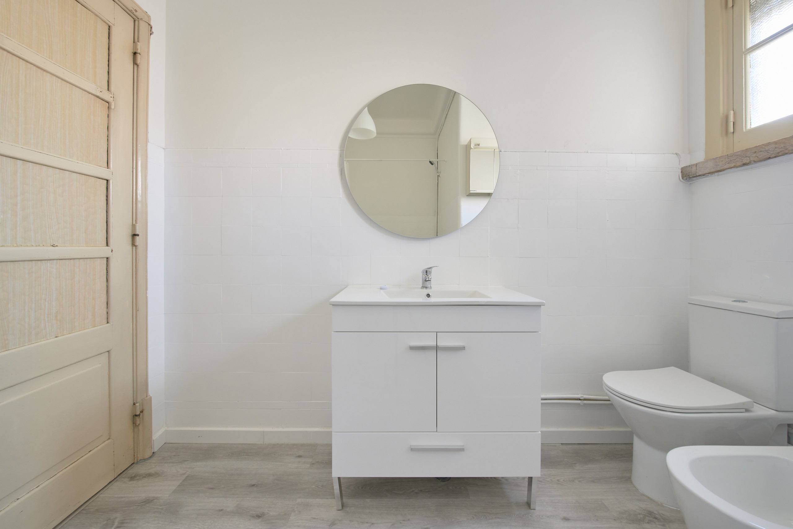 Rent Room Lisbon – Alameda 44# - Bathroom 1