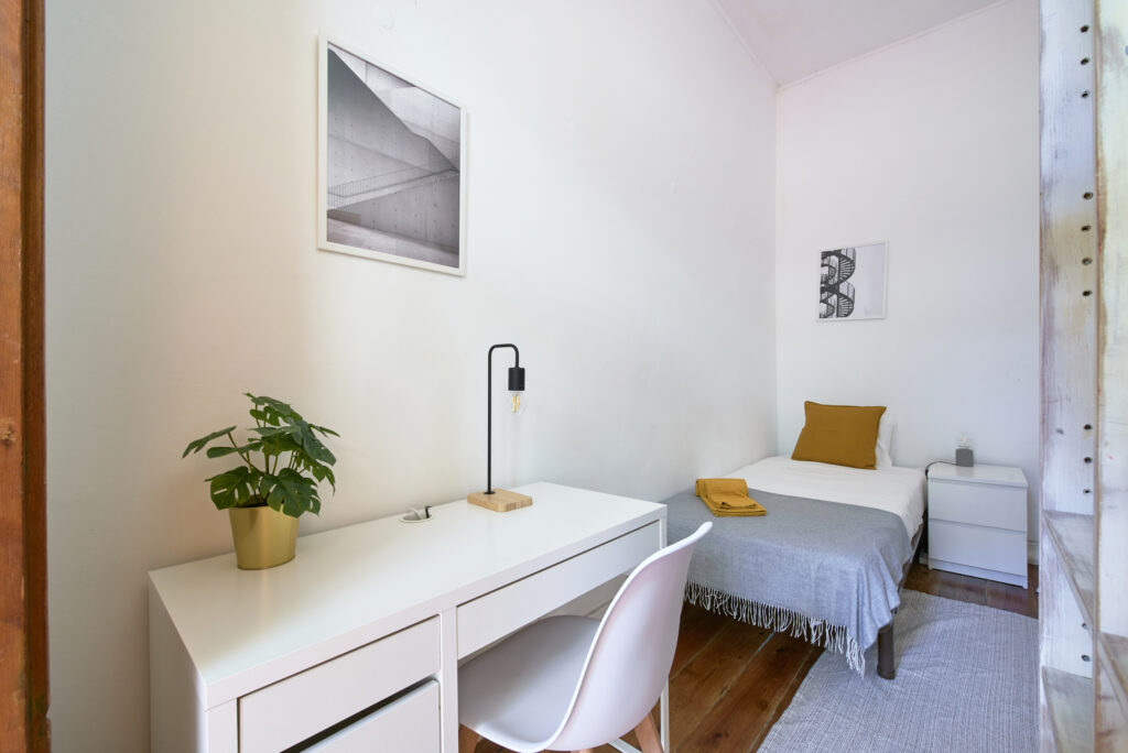 Rent Room Lisbon – Intendente 45# - Room 5