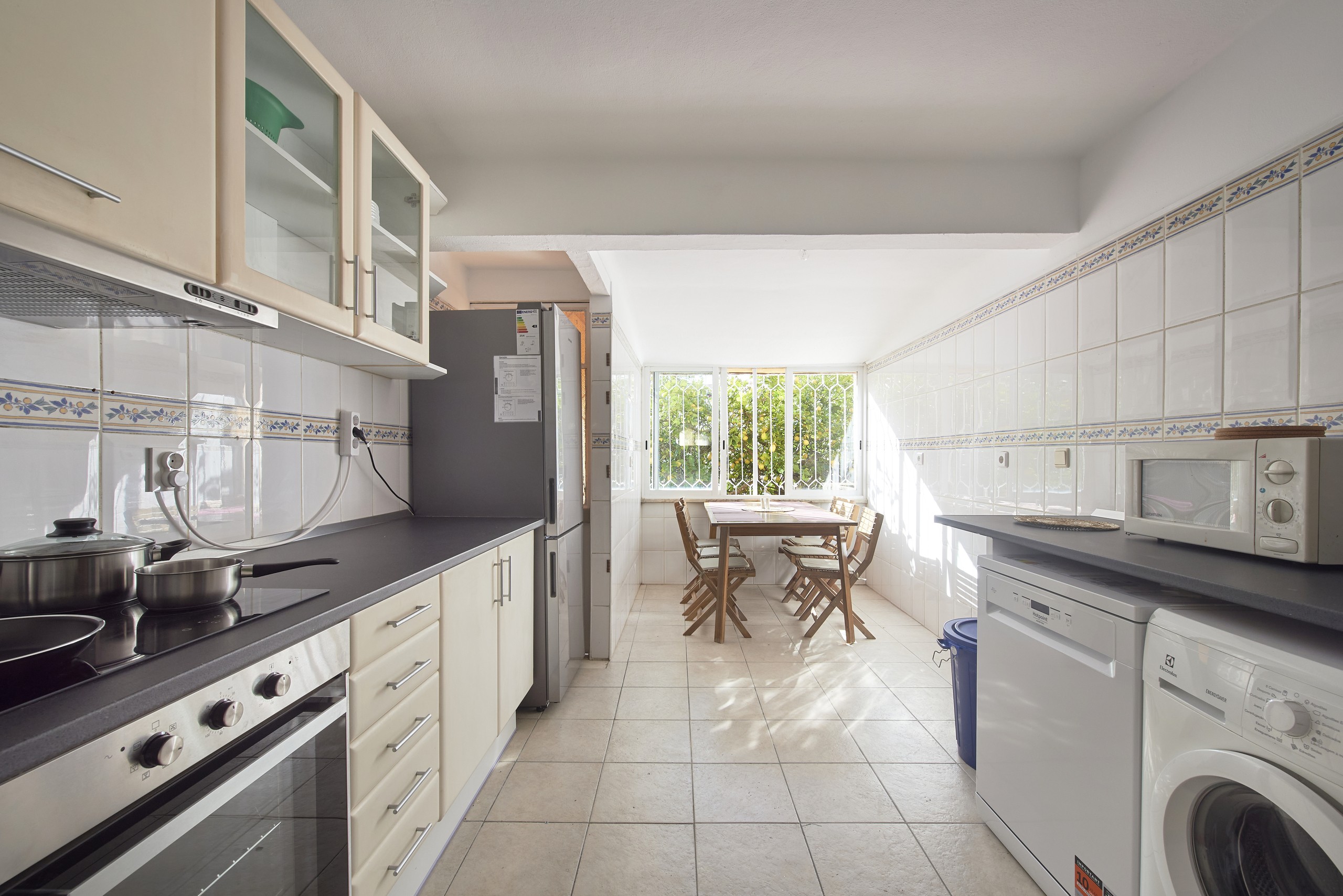 Rent Room Lisbon – Sassoeiros 46# - Kitchen