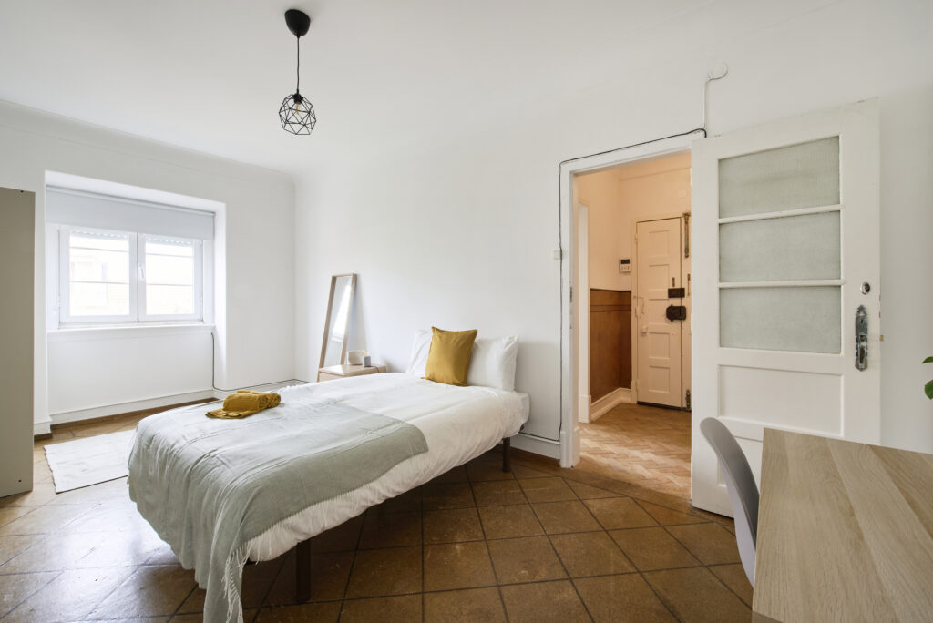 Rent Room Lisbon – Arroios 55# - Room 4