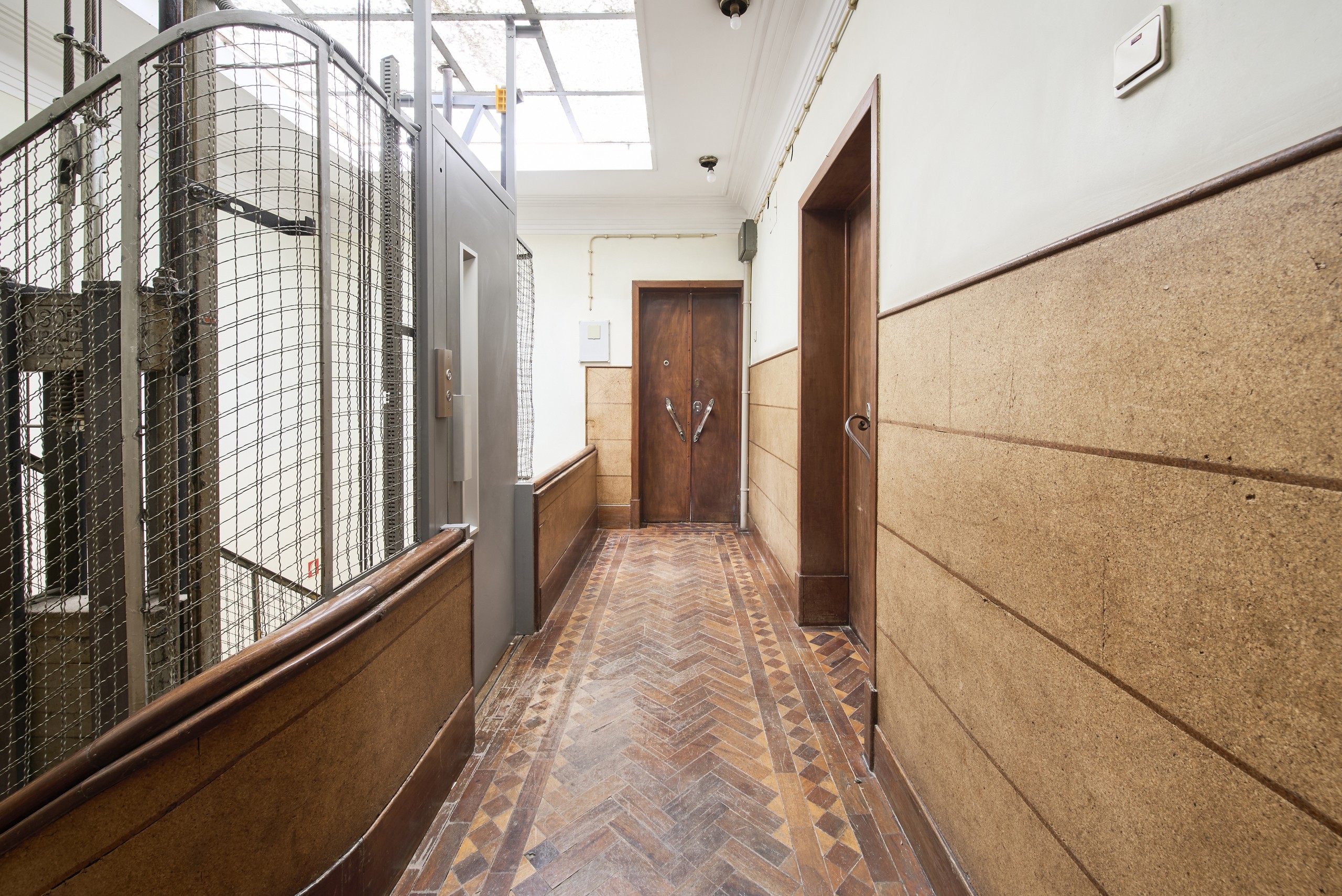 Rent Room Lisbon – Arroios 55# - Building